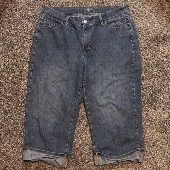 Riders by Lee Denim Capris - Picture 1 of 5